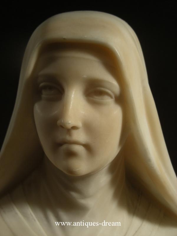 Antique carved Alabaster St Therese A Jesus infante - antique_carved_alabaster_st_therese_de_l_enfant_jesus._antiques_dream_1415959023